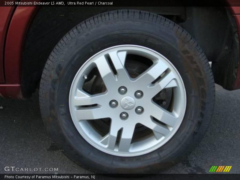 Ultra Red Pearl / Charcoal 2005 Mitsubishi Endeavor LS AWD
