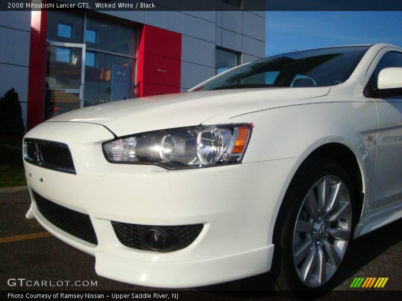 Wicked White / Black 2008 Mitsubishi Lancer GTS