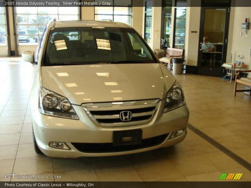 Silver Pearl Metallic / Gray 2005 Honda Odyssey Touring