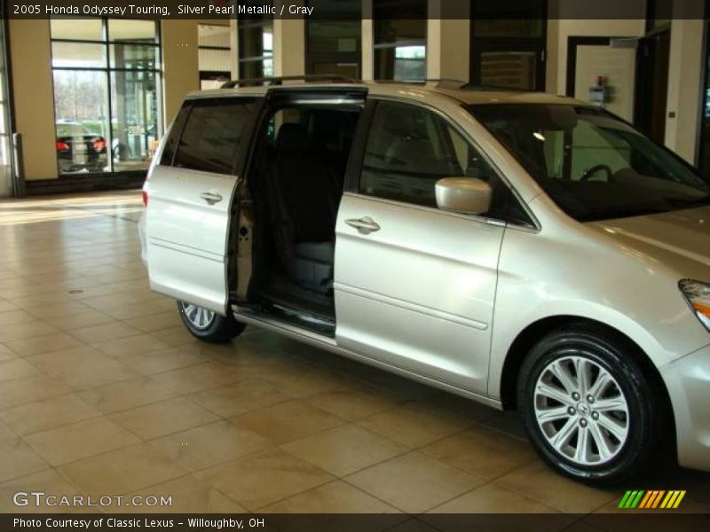 Silver Pearl Metallic / Gray 2005 Honda Odyssey Touring