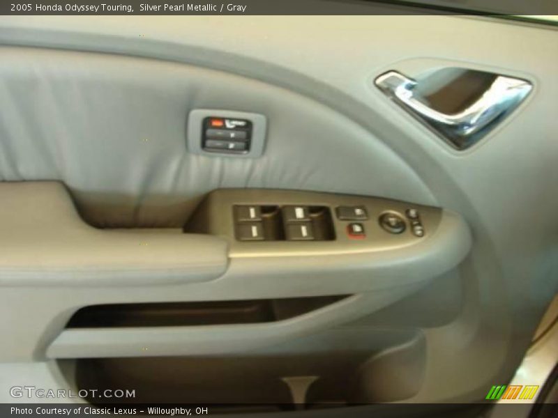 Silver Pearl Metallic / Gray 2005 Honda Odyssey Touring