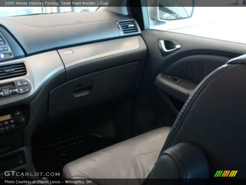 Silver Pearl Metallic / Gray 2005 Honda Odyssey Touring