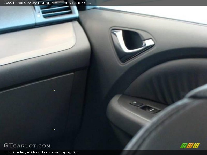 Silver Pearl Metallic / Gray 2005 Honda Odyssey Touring