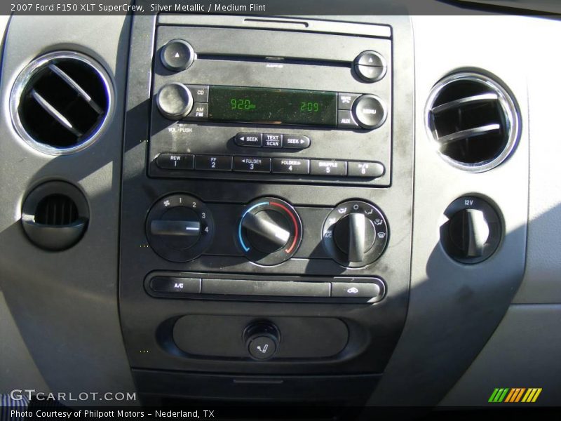 Silver Metallic / Medium Flint 2007 Ford F150 XLT SuperCrew