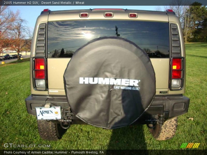 Desert Sand Metallic / Wheat 2005 Hummer H2 SUV