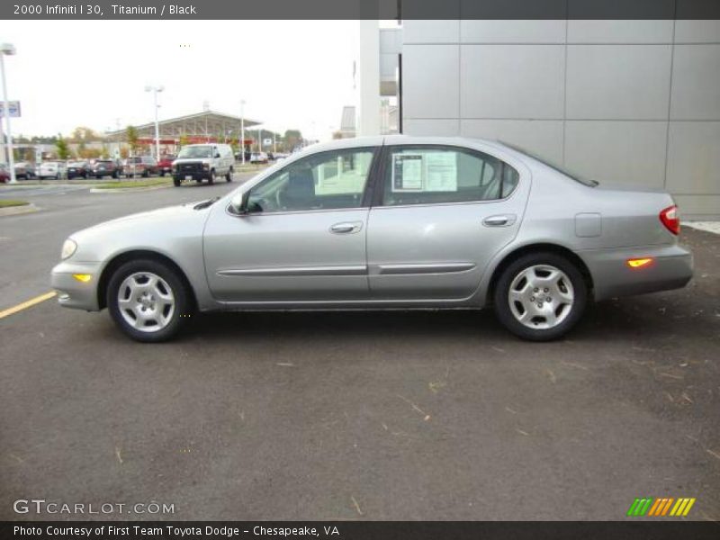 Titanium / Black 2000 Infiniti I 30