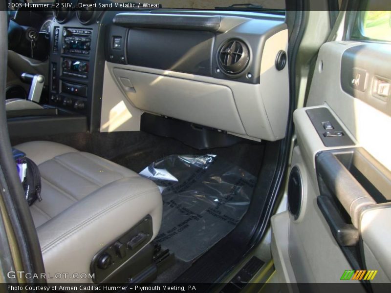 Desert Sand Metallic / Wheat 2005 Hummer H2 SUV
