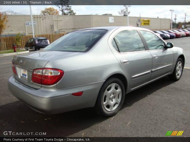 Titanium / Black 2000 Infiniti I 30