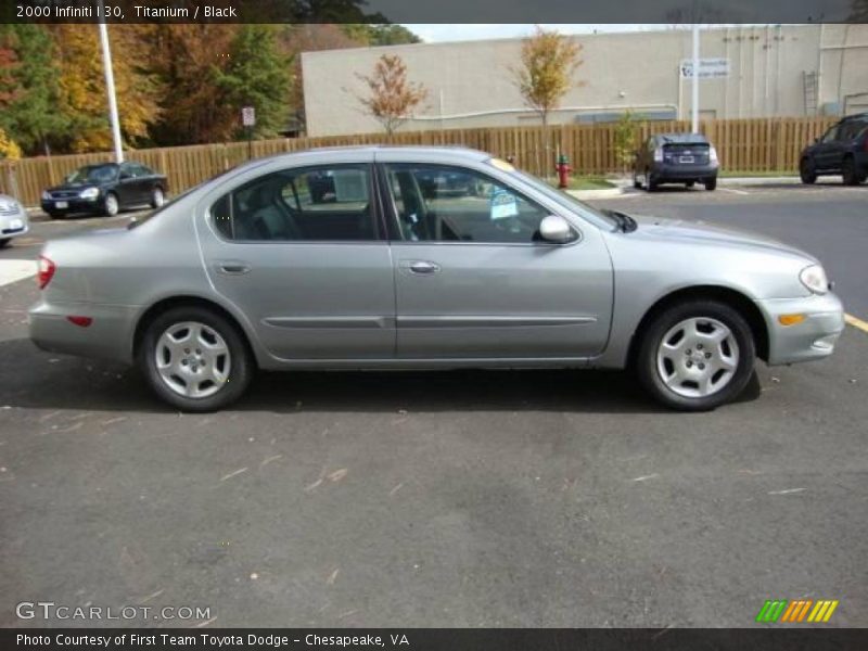 Titanium / Black 2000 Infiniti I 30