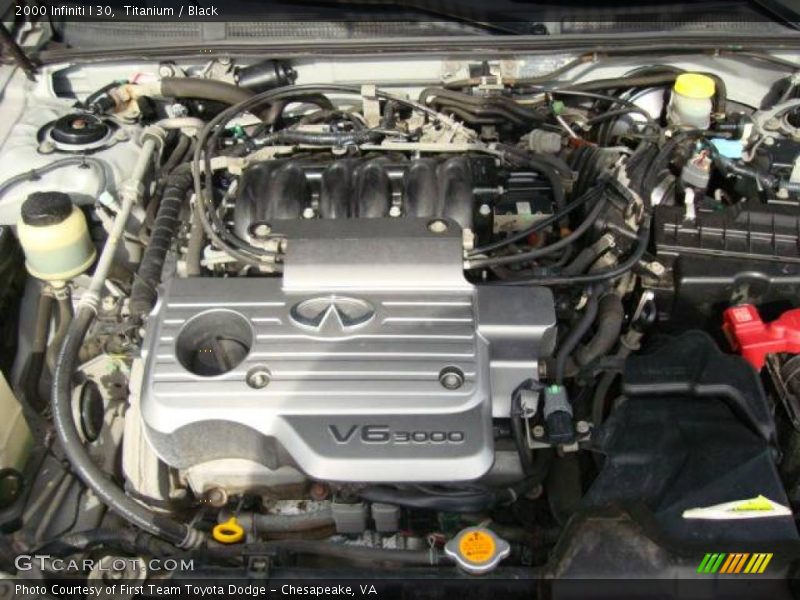 Titanium / Black 2000 Infiniti I 30