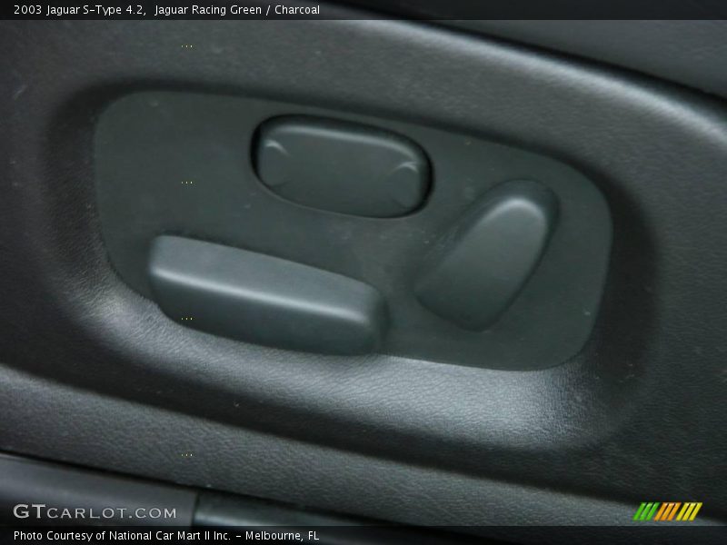Jaguar Racing Green / Charcoal 2003 Jaguar S-Type 4.2