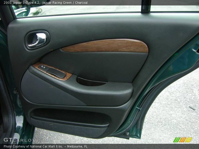 Jaguar Racing Green / Charcoal 2003 Jaguar S-Type 4.2
