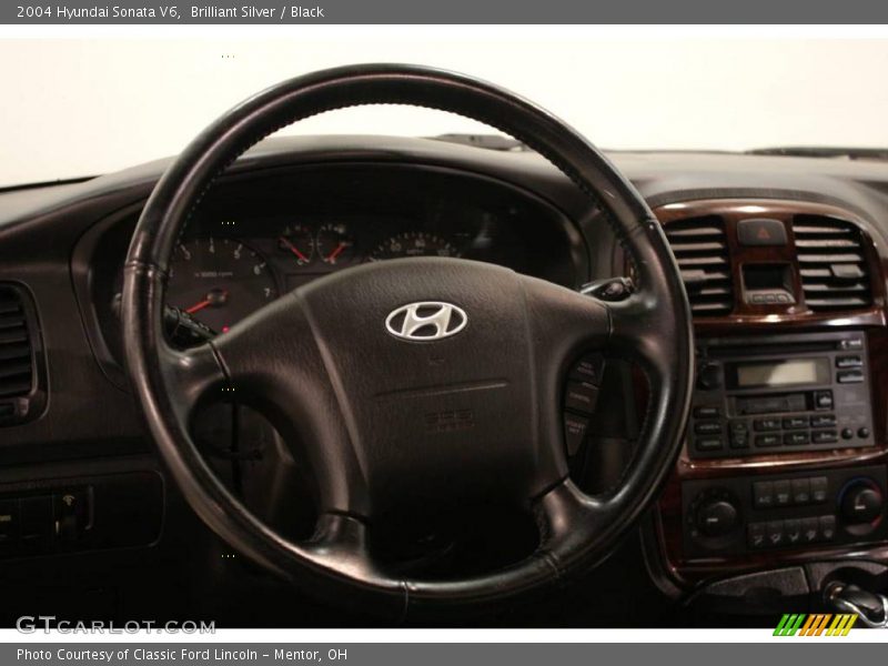 Brilliant Silver / Black 2004 Hyundai Sonata V6