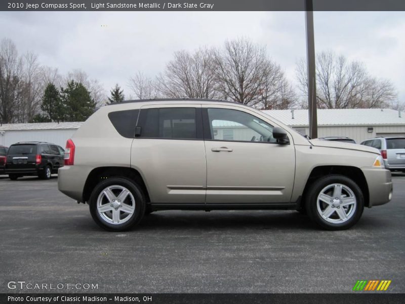 Light Sandstone Metallic / Dark Slate Gray 2010 Jeep Compass Sport
