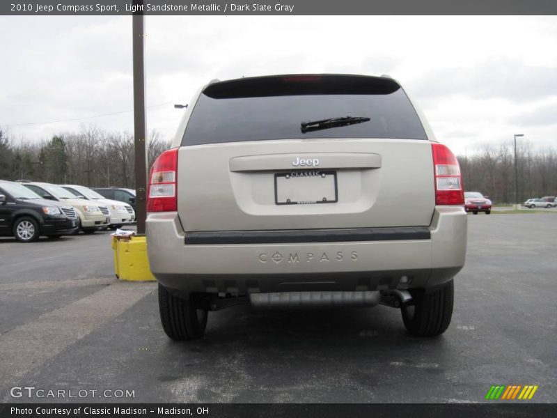 Light Sandstone Metallic / Dark Slate Gray 2010 Jeep Compass Sport