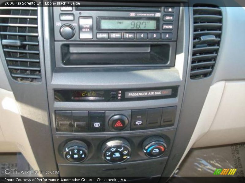 Ebony Black / Beige 2006 Kia Sorento EX
