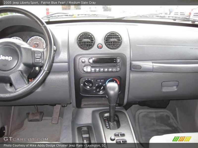 Patriot Blue Pearl / Medium Slate Gray 2005 Jeep Liberty Sport