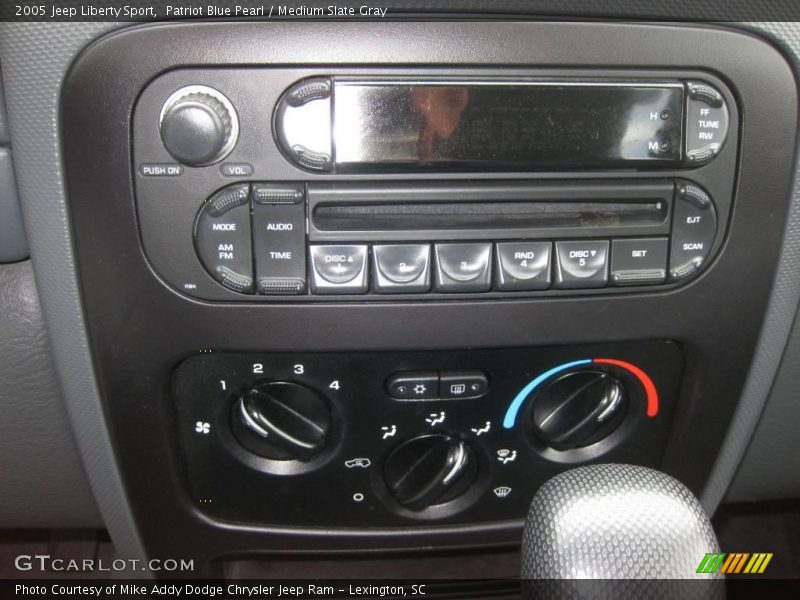 Patriot Blue Pearl / Medium Slate Gray 2005 Jeep Liberty Sport