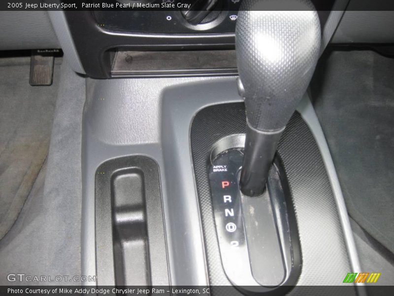Patriot Blue Pearl / Medium Slate Gray 2005 Jeep Liberty Sport