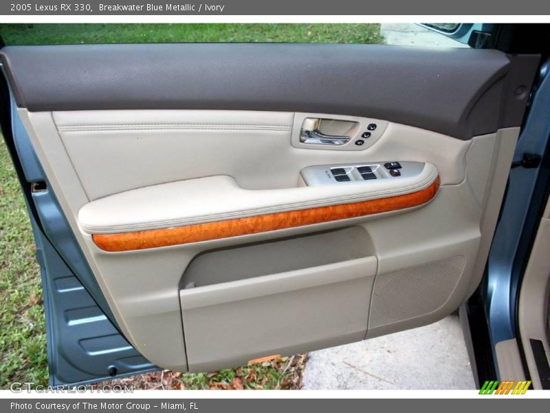 Breakwater Blue Metallic / Ivory 2005 Lexus RX 330