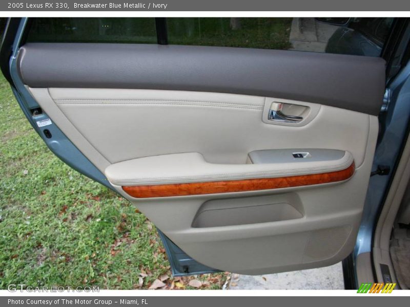 Breakwater Blue Metallic / Ivory 2005 Lexus RX 330
