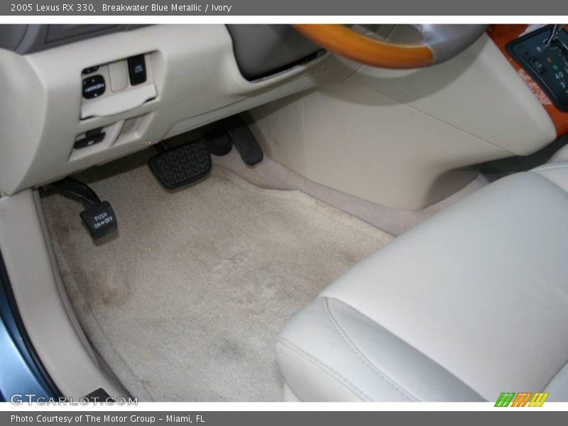 Breakwater Blue Metallic / Ivory 2005 Lexus RX 330