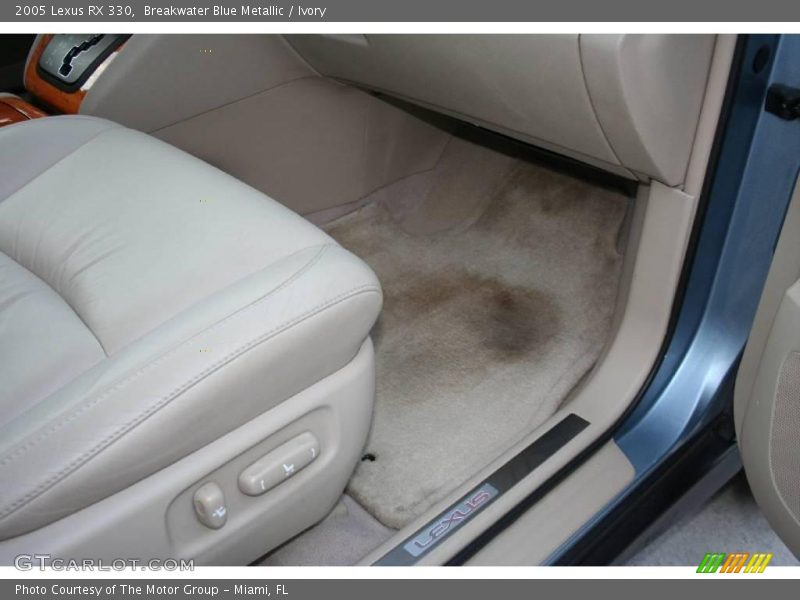 Breakwater Blue Metallic / Ivory 2005 Lexus RX 330