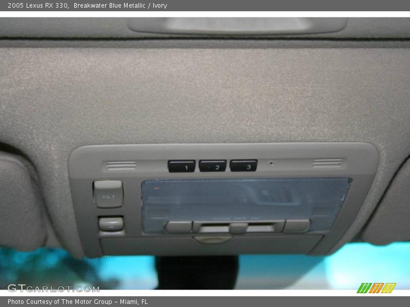 Breakwater Blue Metallic / Ivory 2005 Lexus RX 330
