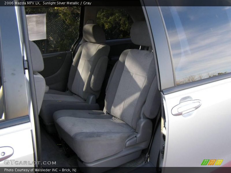 Sunlight Silver Metallic / Gray 2006 Mazda MPV LX
