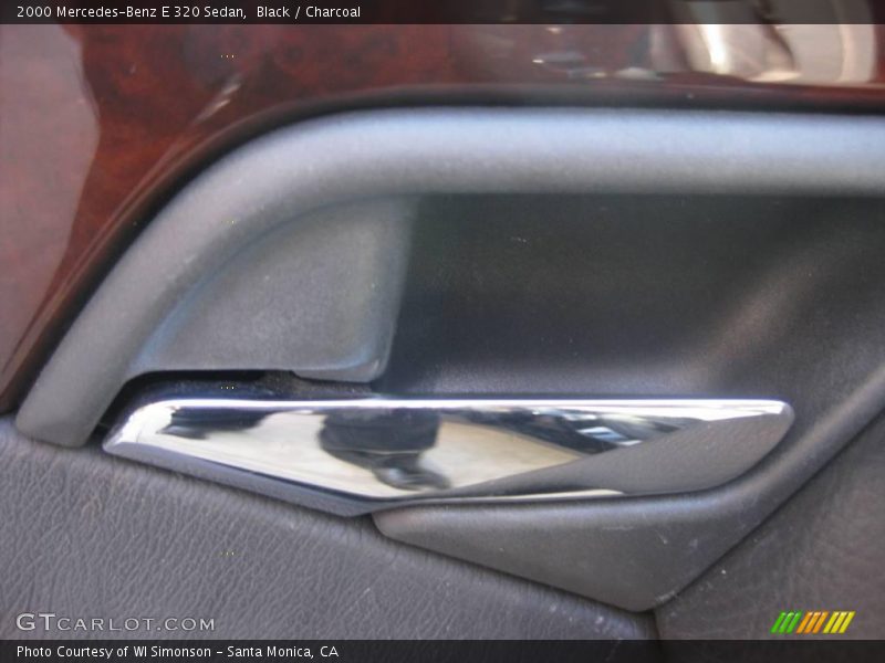 Black / Charcoal 2000 Mercedes-Benz E 320 Sedan