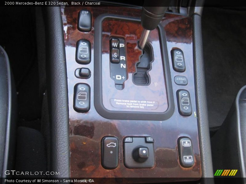 Black / Charcoal 2000 Mercedes-Benz E 320 Sedan