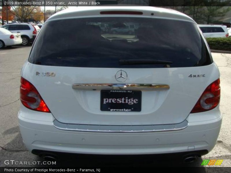 Arctic White / Black 2009 Mercedes-Benz R 350 4Matic