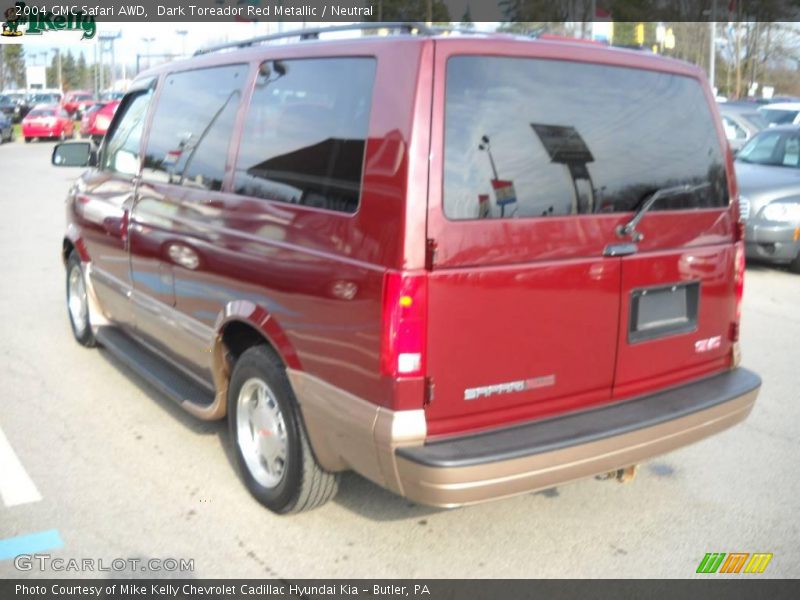 Dark Toreador Red Metallic / Neutral 2004 GMC Safari AWD