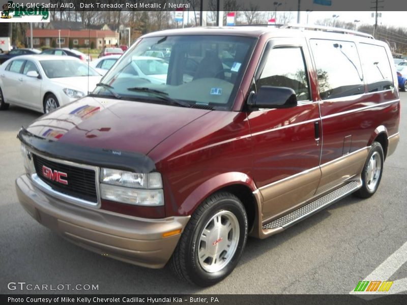 Dark Toreador Red Metallic / Neutral 2004 GMC Safari AWD