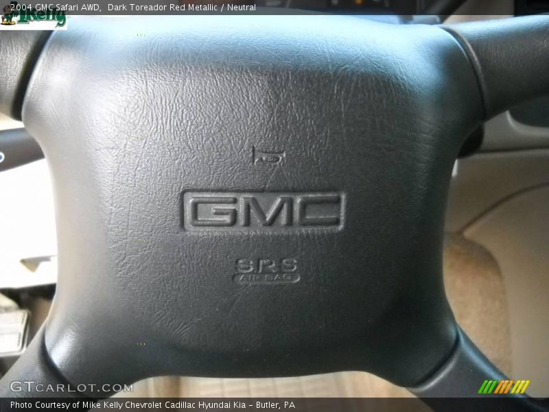 Dark Toreador Red Metallic / Neutral 2004 GMC Safari AWD