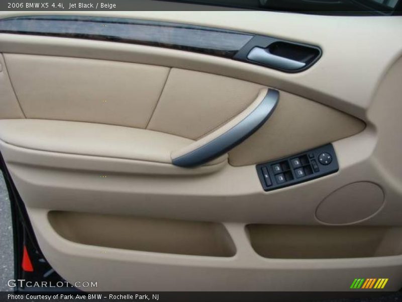 Jet Black / Beige 2006 BMW X5 4.4i