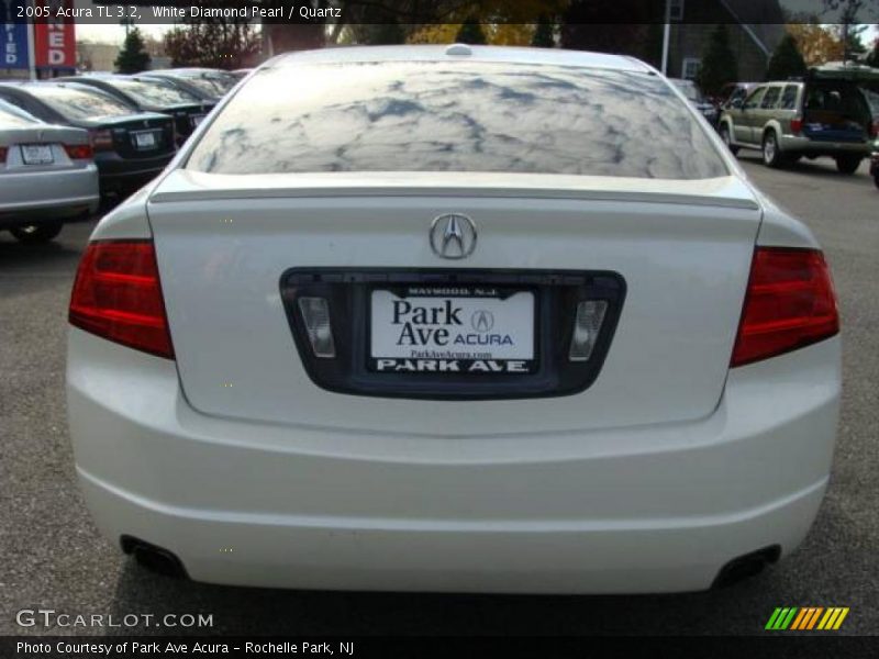 White Diamond Pearl / Quartz 2005 Acura TL 3.2