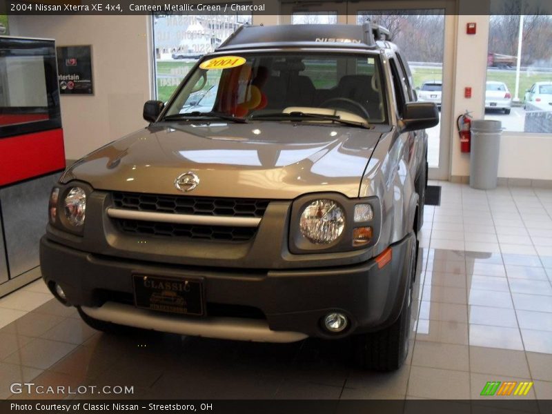 Canteen Metallic Green / Charcoal 2004 Nissan Xterra XE 4x4