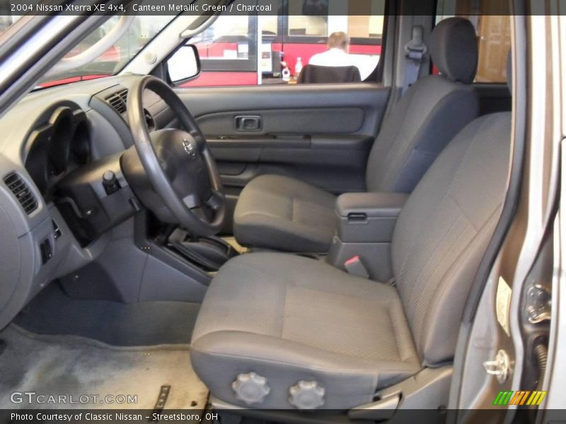 Canteen Metallic Green / Charcoal 2004 Nissan Xterra XE 4x4