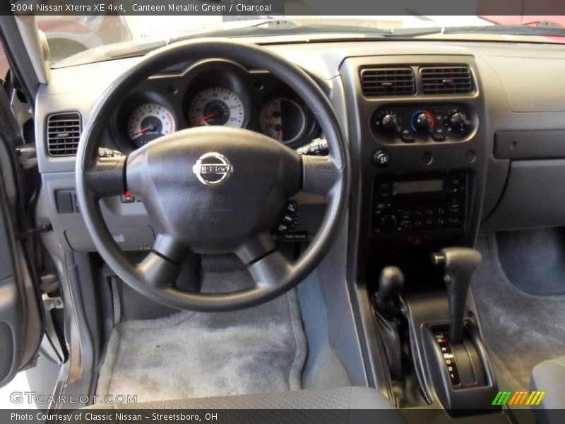 Canteen Metallic Green / Charcoal 2004 Nissan Xterra XE 4x4