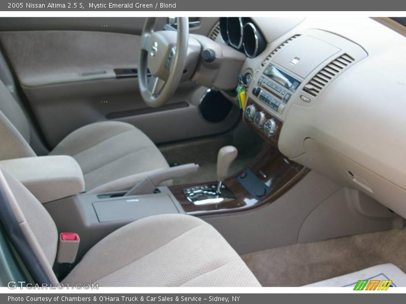 Mystic Emerald Green / Blond 2005 Nissan Altima 2.5 S