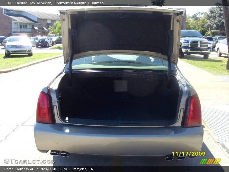 Bronzemist Metallic / Oatmeal 2002 Cadillac DeVille Sedan