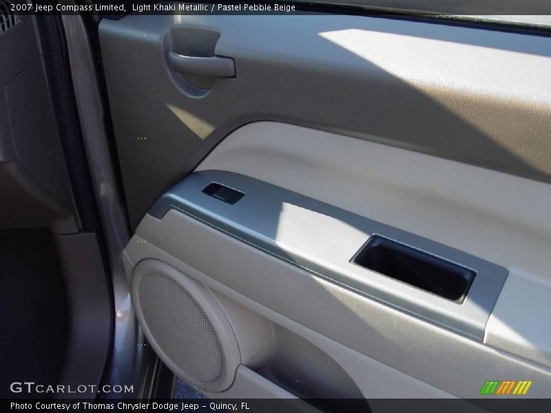 Light Khaki Metallic / Pastel Pebble Beige 2007 Jeep Compass Limited