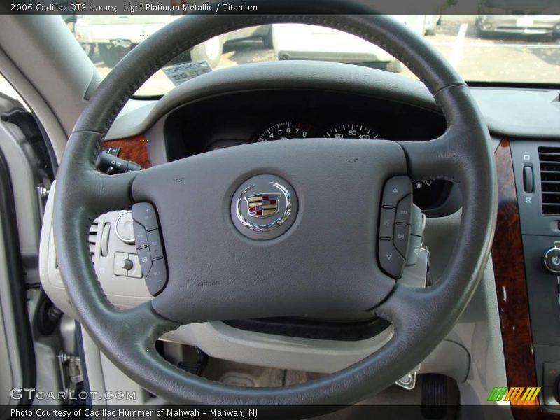Light Platinum Metallic / Titanium 2006 Cadillac DTS Luxury