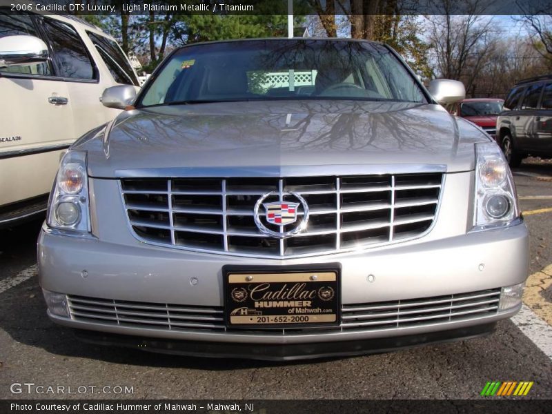 Light Platinum Metallic / Titanium 2006 Cadillac DTS Luxury