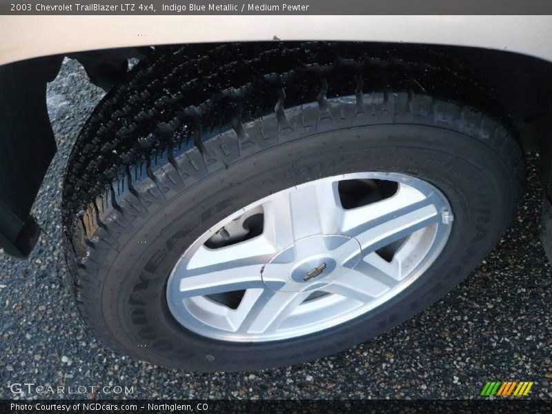 Indigo Blue Metallic / Medium Pewter 2003 Chevrolet TrailBlazer LTZ 4x4