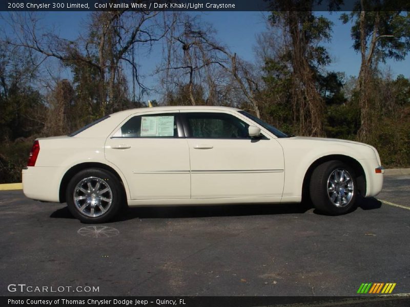 Cool Vanilla White / Dark Khaki/Light Graystone 2008 Chrysler 300 Limited