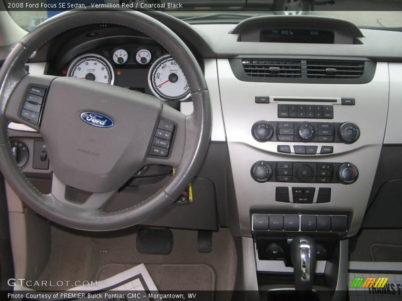 Vermillion Red / Charcoal Black 2008 Ford Focus SE Sedan