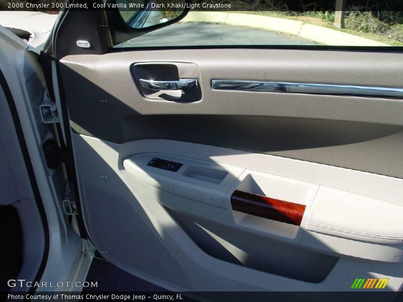 Cool Vanilla White / Dark Khaki/Light Graystone 2008 Chrysler 300 Limited