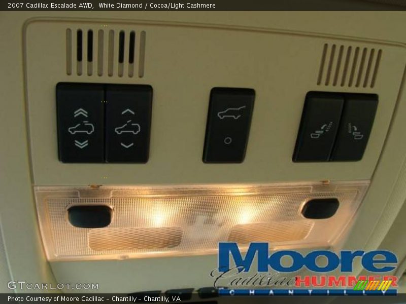 White Diamond / Cocoa/Light Cashmere 2007 Cadillac Escalade AWD